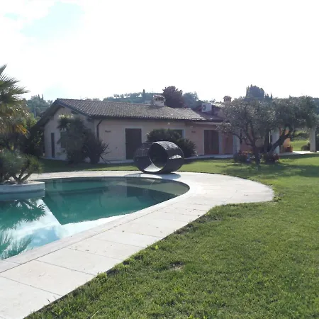 וילה Morene לאזיסה